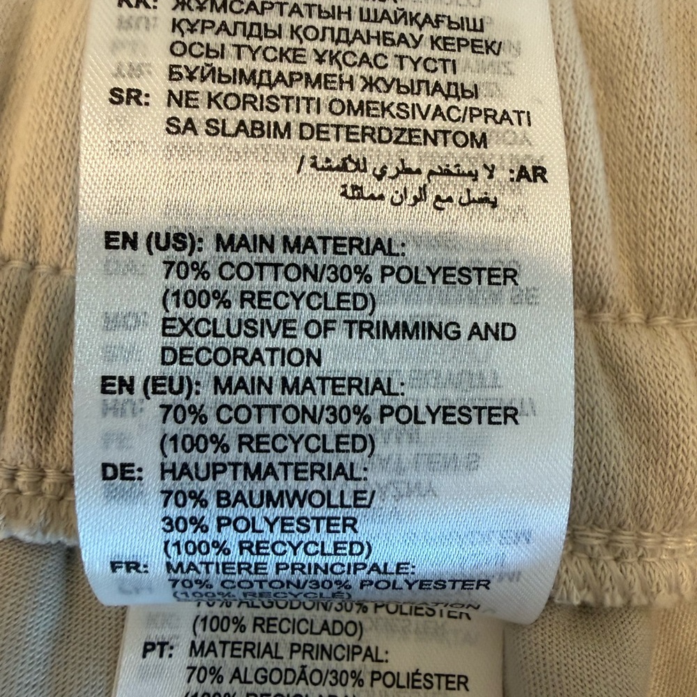 NWOT DKNY 3 piese tracksuit with Silver Accents - Picture 6 of 6